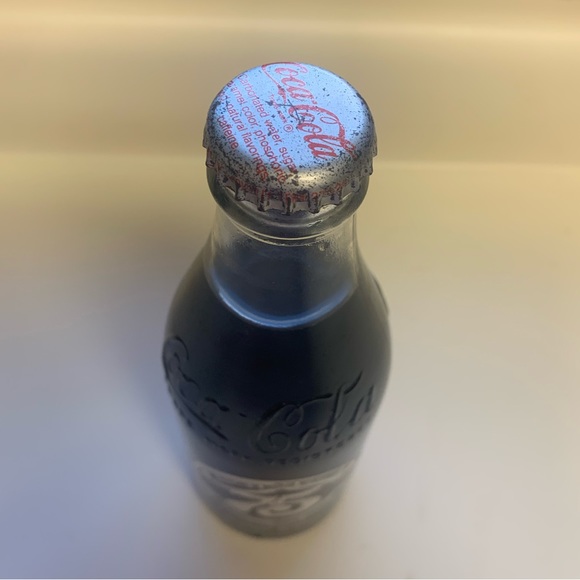 Vintage 1977 Coca Cola Coke 75th anniversary commemorative Glass Bottle, Sealed - Picture 5 of 12